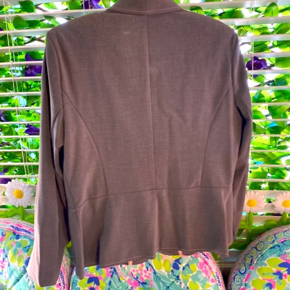 Chapter One gray jacket with stretch - Picture 4 of 6